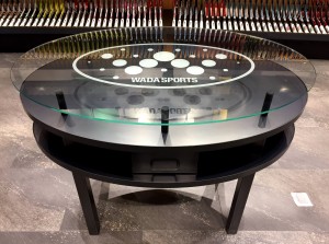 20 黒皮鉄で制作したデスク